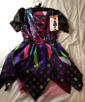 NUEVO CON ETIQUETAS Disfraz de Bruja de Lentejuelas Target Niña GRANDE 10/12 Negro Brillante Foto 1 de 4