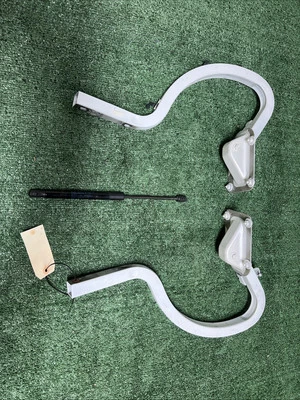 BMW 328i 2014 sedán juego de bisagras traseras izquierda y derecha para maletero con resorte de bisagra OEM Foto 1 de 4