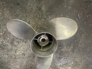 Mercury counter QUICK SILVER stainless 21 PITCH  PROPELLER   48  13703 A40 21P - Picture 1 of 7