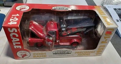 Gearbox 1/24 Scale Diecast 1953 Ford F-100 Texaco Fire Chief Gasoline Bank - 63 - Image 1 of 3