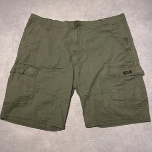 Wrangler Shorts Mens W40 Green Utility Cargo Relaxed Fit Ripstop Lightweight - Picture 1 of 9