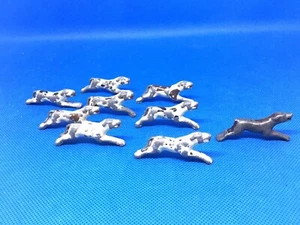 Pixyland Hounds y uno pintado como zorro, rosa 544, plomo liso, piezas de juego - Imagen 1 de 4