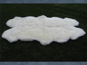 Australian Sheepskin Quarto Rug Natural White 71"x 41" (78-RUG-IV-4) Y2G - Picture 1 of 2