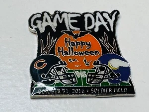 Chicago Bears Minnesota Vikings Game Day Pin Halloween October 31 2016 10/31/16 - Picture 1 of 2