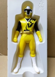 Power Rangers Shuriken Sentai Steel - Yellow Ninja 6" Actionfigur mit Sound  - Bild 1 von 3