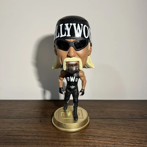 WWE HOLLYWOOD HULK HOGAN BIG HEADS GOLD BOBBLEHEAD! LIMITED EDITION  16/72 FOCO Cover