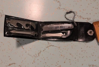 老式钥匙链小型工具套件促销、口袋刀、螺丝刀、瓶开 — 第 1/4 张图片