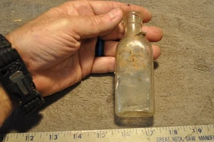 1950's DRUG STORE BROCKWAY SANI GLASS BOTTLE 3ii cork top, dug up bottle - Picture 1 of 10