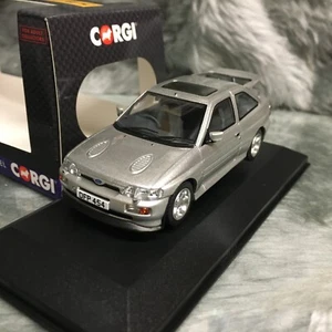 NUEVO Corgi Vanguards 1:43 Ford Escort RS Cosworth Luxury Moondust Silver VA14806 - Imagen 1 de 2