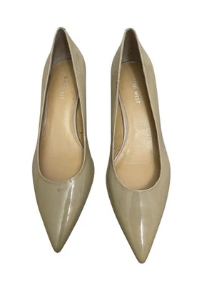 Tacón de gatito Nine West Izabela charol desnudo punta punta talla 9 Foto 1 de 4