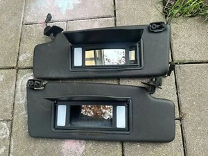 Parasoles negros con espejo y luz para VW Golf 4 Cabrio - Imagen 1 de 6