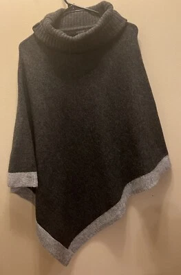 Poncho grueso Ann Taylor gris oscuro cuello tortuga tejido suéter M/L Foto 1 de 4