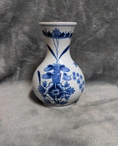 Vintage Delft Blue & White Hand Painted Holland Vase - Picture 1 of 8