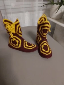 Handarbeit gehäkekte Socken Hausschuhe Stiefeln 100% acryl  Gr.38/39 - Bild 1 von 1