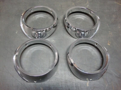 Dodge 880 1963 biseles de faros buen cromo Foto 1 de 4