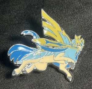 Pokemon TCG - Pin Zacian Brillante - Corona Zenith - NUEVO Fuera de Caja - Imagen 1 de 4