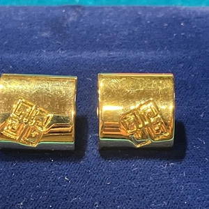 Pendientes Givenchy Vintage Tono Dorado Logo Clip On Pendientes - Imagen 1 de 3