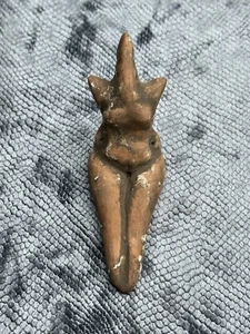 Terracotta Figurine  with Ornament  Trypillian Culture between 5500 and 2750 BC. - Picture 1 of 7