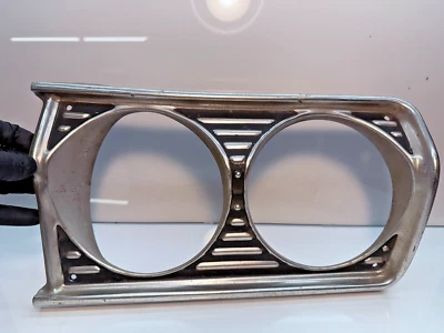 OEM 1964 PLYMOUTH Sport Fury Savoy Belvedere FARO LATERAL DEL CONDUCTOR BISEL B48-2 Foto 1 de 4