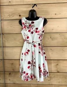 Yumi Floral Skater Dress Light Mint, size UK 8, UK FREE delivery - Picture 1 of 5