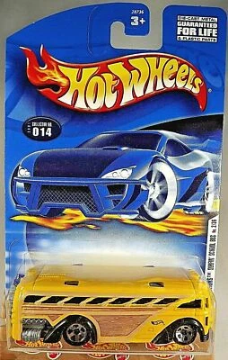2001 Hot Wheels #14 First Editions 2/36 SURFIN' SCHOOL BUS Yellow w/Chrome 5 Sp - Image 1 of 4