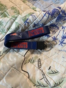 New England Patriots Navy Lanyard - Picture 1 of 2