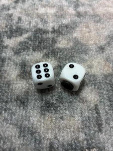 Oldschool BMX Würfel Ventilkappen Rnd Standard Schrader Ventil weiß/schwarz 16mm - Bild 1 von 1