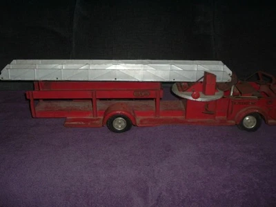 Camión de bomberos Doepke Rossmoyne de colección escalera rojo acero prensado PIEZAS O RESTAURACIÓN... Foto 1 de 4