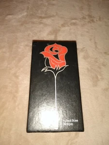 A real rose stickpin by Chrystalle Flower Corporation 1979 4 inches long - Picture 1 of 6