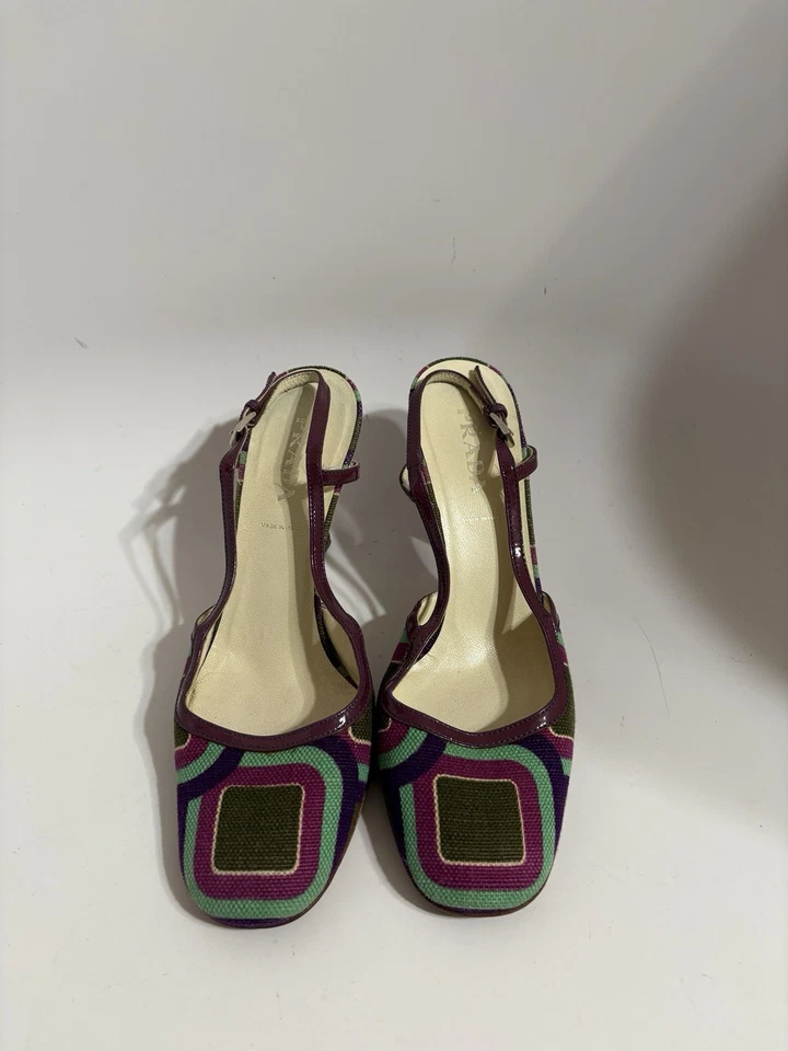 Tacones de colección Prada geométricos morados 36,5 Foto 1 de 4