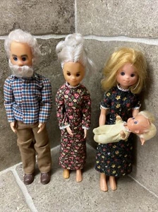 Vintage Mattel 1973 The Sunshine Family Mom Steffie Grandpa Grandma & Baby - Picture 1 of 10