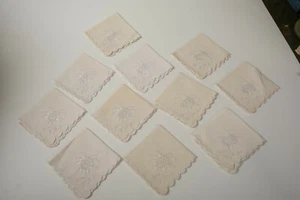 11 tovaglioli da cocktail in lino con motivi angolari ricamati (F1L-24) fiori smerlati - Foto 1 di 9