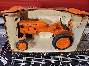 Allis Chalmers B 1/16 Diecast Tractor Replica By Pioneer Collectibles - Picture 1 of 6
