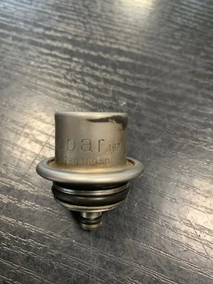 BMW 5 E39 1996 Kraftstoffdruckregler 0280160504 Benzin 130kW GSD38849 - Image 1 of 4