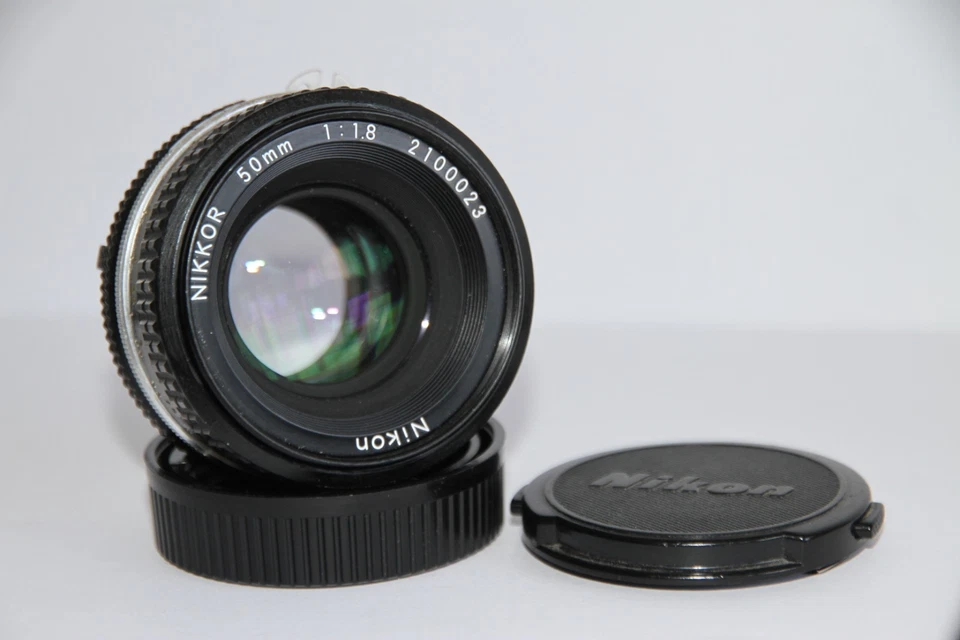 Nikon Nikkor 50mm f/1.8 Standard Prime Lens F Mount. See Description. - Image 1 of 4