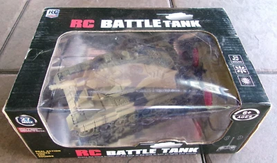 RC Battle Tank Remote Control New In Box--- Free BATTERIES ON BUY IT NOW - Image 1 of 4