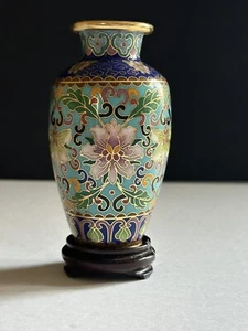 Vtg Chinese Cloisonné Vase Brass Enamel All Over Floral Wood Base 4” Miniature - Picture 1 of 20