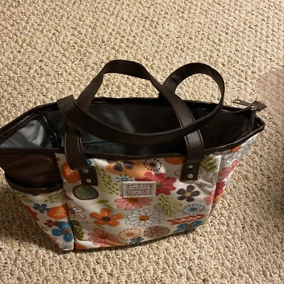 zipper Insulated large Lunch Bag by Dimayar - Image 1 of 4