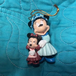 Disneys Mickey Christmas Carol Minnie Mouse Mrs Cratchit 1992 Avon Gift Ornament - Picture 1 of 2