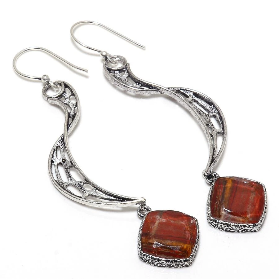 Brincos folheados a prata com pedras preciosas de quartzo vermelho facetado 3" - Imagem 1 de 1