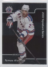 2001-02 ITG Be A Player Signature Series Tomas Kloucek #100