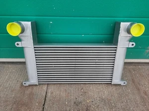 Hitachi Ladeluftkühler // 4716325 // Kostenloser UK-Versand - Bild 1 von 1