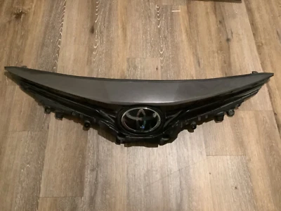 Toyota Camry 2021-2023 con parrilla delantera de crucero adaptativa OEM A32L 13126 TL Foto 1 de 4