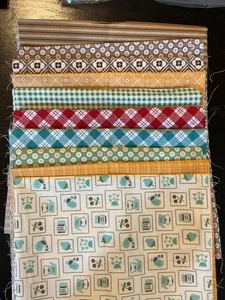 Lori Holt Scrappy Stash Builder. Bundle Of 10 Fat Quarters From Various Lines - Picture 1 of 2