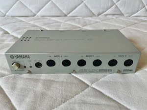 Yamaha UX-256 interfaccia MIDI, alimentatore originale - Foto 1 di 5