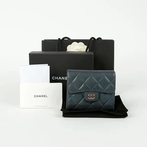 CHANEL Skin Classic Bi-fold Wallet A82288 125856086 - Picture 1 of 14
