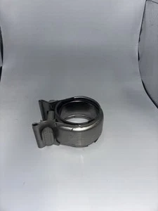 Convertidor y abrazadera de tubo genuino Jaguar F-Type 14'+ F-Pace 17'+ JDE32544 Foto 1 de 4