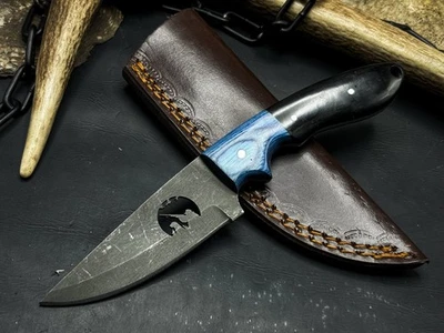 Handmade Carbon Steel Skinner knife Bull Horn Handle, Leather Sheath - Image 1 of 4
