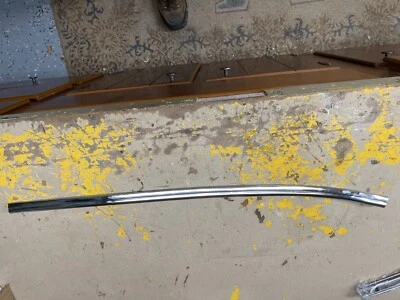 1970 PLYMOUTH B-BODY SOMENTE PASSAGEIRO TOPO POÇO MOLDURA LATERAL APARÊNCIA DANIFICADA @ 17 FOTOS - Imagem 1 de 4