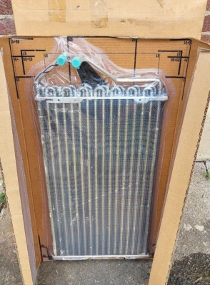 Nuevo de Lote Antiguo 1989-1993 Cadillac, Buick, Pontiac, Deville, condensador CA 3,8 L, 4,5 L, #3095843 Foto 1 de 4